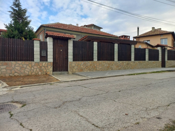 Къща в Варна, Общината - 145 кв.м за 1794 €/кв.м - Снимка #1