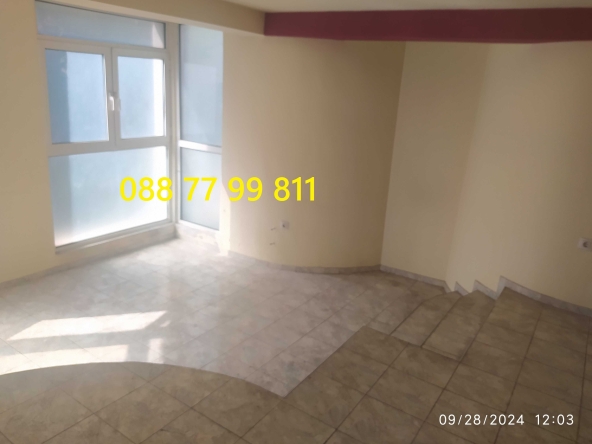 Дава се под наем Двустаен апартамент в Варна, Център - 62 кв.м за 331.5 € - Снимка #1