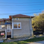 Дава се под наем Къща в Троян - 79 кв.м за 266 € - Снимка #1