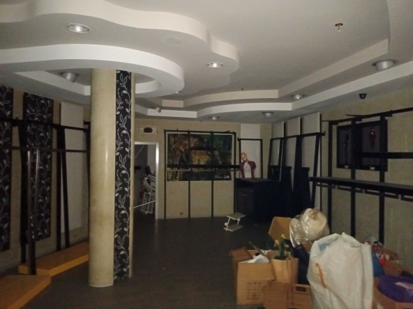 Магазин в Пловдив, Център - 120 кв.м за 1615 €/кв.м - Снимка #1