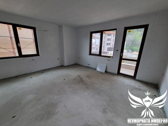 Тристаен апартамент в Асеновград - 92 кв.м за 1093 €/кв.м - Снимка #1