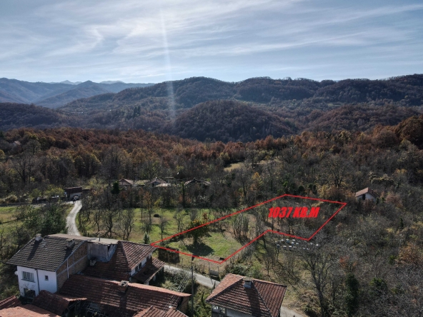 Парцел в Троян - 1037 кв.м за 26 €/кв.м - Снимка #1