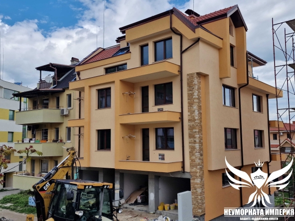 Тристаен апартамент в Асеновград - 88 кв.м за 1049 €/кв.м - Снимка #1