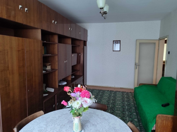 Двустаен апартамент в Добрич, Христо Ботев - 68 кв.м за 563 €/кв.м - Снимка #1