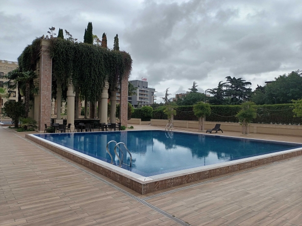 Дава се под наем Двустаен апартамент в к.к. Златни пясъци - 63 кв.м за 198.9 € - Снимка #1