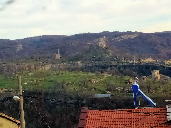 Етаж от къща в Велико Търново, Варуша - 70 кв.м за 1643 €/кв.м - Снимка #1