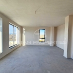 Тристаен апартамент в Пловдив, Беломорски - 111 кв.м за 1488 €/кв.м - Снимка #1