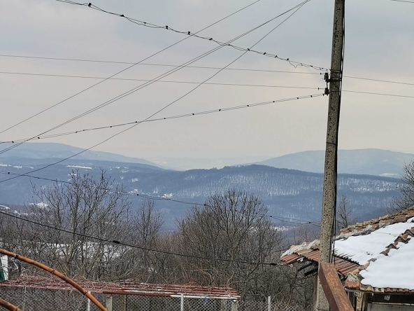 Къща в Антоново - 150 кв.м за 200 €/кв.м - Снимка #1