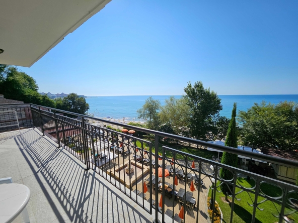 Двустаен апартамент в Свети Влас - 80 кв.м за 1000 €/кв.м - Снимка #1