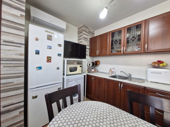 Двустаен апартамент в Ямбол, Граф Игнатиев - 62 кв.м за 1193 €/кв.м - Снимка #1