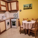 Дава се под наем Тристаен апартамент в Бургас, Лазур - 90 кв.м за 400 € - Снимка #1