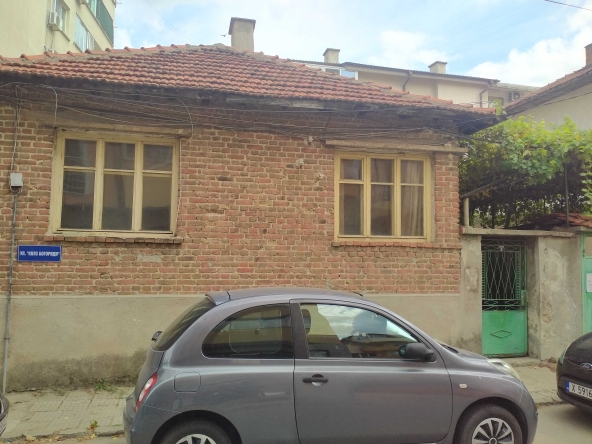 Къща в Хасково, Дружба 1 - 90 кв.м за 1134 €/кв.м - Снимка #1