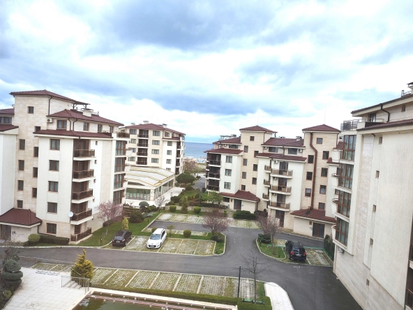 Двустаен апартамент в с. Шкорпиловци, Област Варна - 77 кв.м за 1190 €/кв.м - Снимка #1