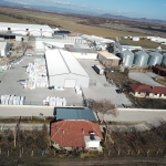 Дава се под наем Склад в с. Гелеменово, Област Пазарджик - 5558 кв.м за 1500000 € - Снимка #1