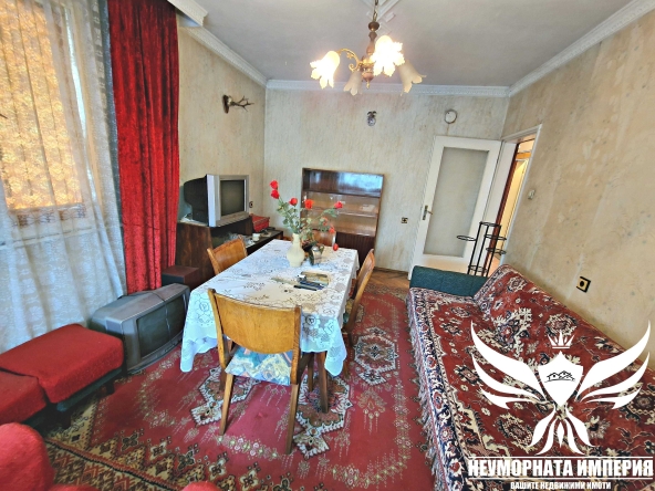 Тристаен апартамент в Дебелец - 94 кв.м за 1000 €/кв.м - Снимка #1