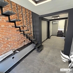 Дава се под наем Магазин в Пловдив, Център - 100 кв.м за 985 € - Снимка #1