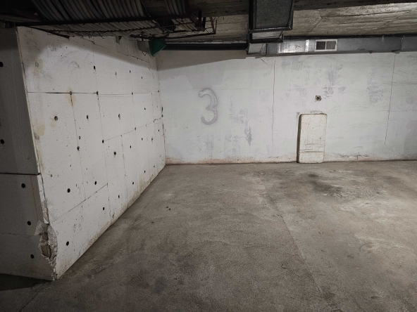 Дава се под наем Гараж / Паркомясто в Варна, Галата - 11 кв.м за 76.5 € - Снимка #1