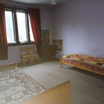 Дава се под наем Етаж от къща в Плевен, Идеален център - 60 кв.м за 153 € - Снимка #1