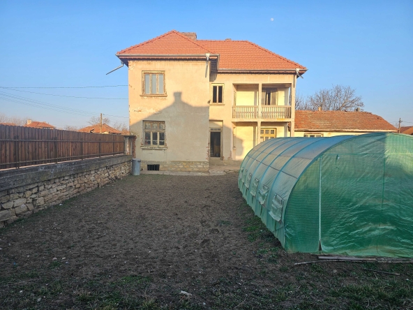 Къща в с. Лехчево, Област Монтана - 240 кв.м за 292 €/кв.м - Снимка #1