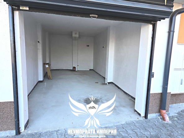 Дава се под наем Гараж / Паркомясто в Асеновград - 19 кв.м за 105 € - Снимка #1