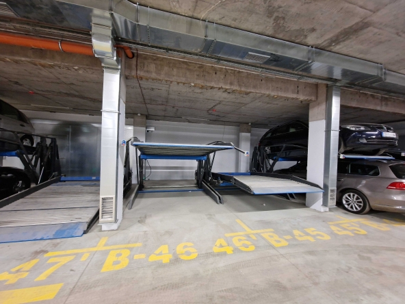 Дава се под наем Гараж / Паркомясто в София, Люлин 4 - 15 кв.м за 102 € - Снимка #1