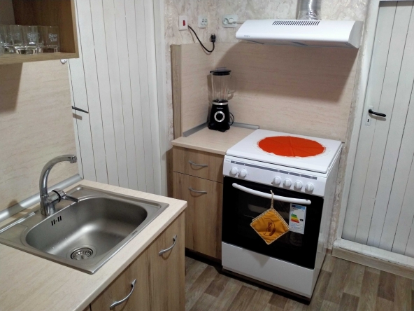 Етаж от къща в Велико Търново, Варуша - 70 кв.м за 1429 €/кв.м - Снимка #1