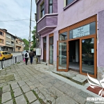 Дава се под наем Магазин в Асеновград - 36 кв.м за 258 € - Снимка #1