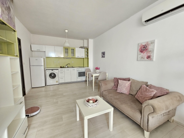 Дава се под наем Двустаен апартамент в Пловдив, Тракия - 58 кв.м за 385 € - Снимка #1