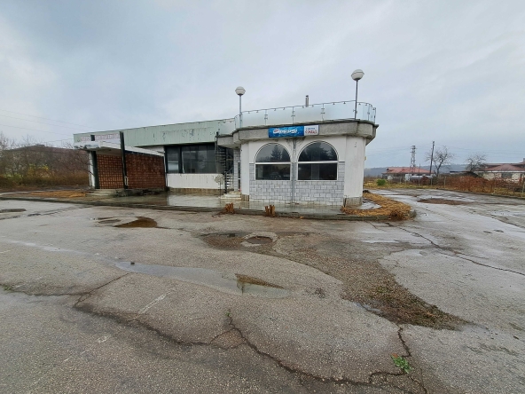 Дава се под наем Склад в Севлиево - 500 кв.м за 918 € - Снимка #1