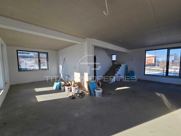 Къща в с. Брестник, Област Пловдив - 175 кв.м за 1772 €/кв.м - Снимка #1