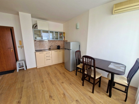 Двустаен апартамент в к.к. Слънчев бряг - 46 кв.м за 1327 €/кв.м - Снимка #1