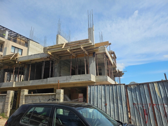 Двустаен апартамент в Варна, Виница - 54 кв.м за 1389 €/кв.м - Снимка #1