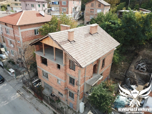 Къща в Асеновград - 424 кв.м за 399 €/кв.м - Снимка #1