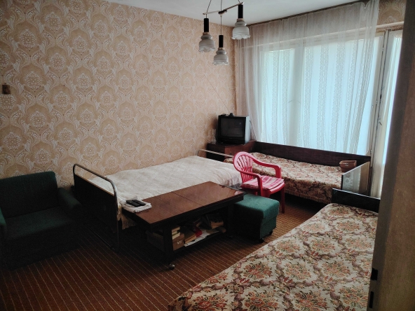 Тристаен апартамент в Крумовград - 75 кв.м за 612 €/кв.м - Снимка #1