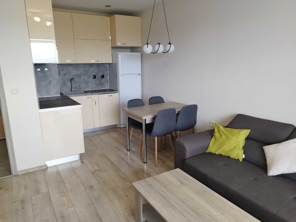 Дава се под наем Двустаен апартамент в Пловдив, Христо Смирненски - 66 кв.м за 408 € - Снимка #1