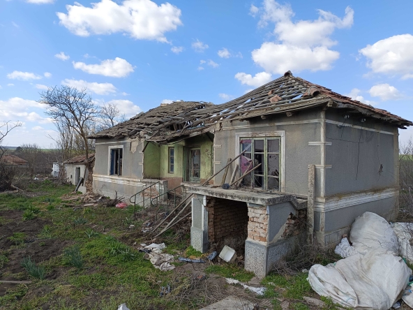 Къща в Добрич, Център - 98 кв.м за 102 €/кв.м - Снимка #1