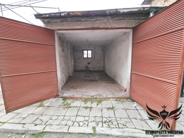 Дава се под наем Гараж / Паркомясто в Асеновград - 17 кв.м за 65 € - Снимка #1