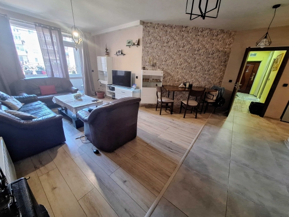 Двустаен апартамент в Пловдив, Кючук Париж - 93 кв.м за 1345 €/кв.м - Снимка #1