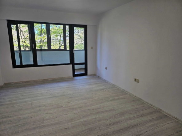 Дава се под наем Едностаен апартамент в Варна, Изгрев - 25 кв.м за 64900 € - Снимка #1