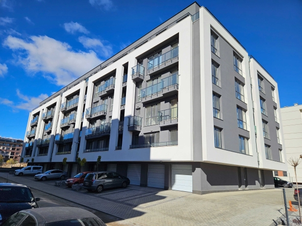 Дава се под наем Гараж / Паркомясто в София, Кръстова вада - 15 кв.м за 91.8 € - Снимка #1