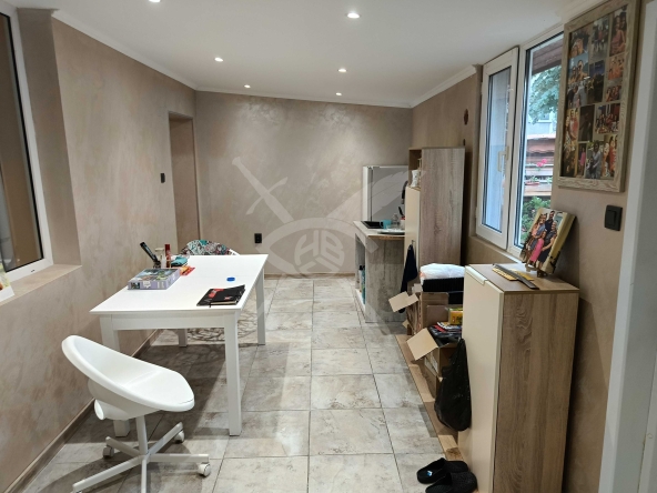 Къща в Бургас, Възраждане - 101 кв.м за 1139 €/кв.м - Снимка #1