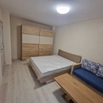 Дава се под наем Двустаен апартамент в Бургас, Славейков - 40 кв.м за 331.5 € - Снимка #1