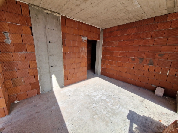 Двустаен апартамент в Благоевград, Освобождение - 85 кв.м за 908 €/кв.м - Снимка #1