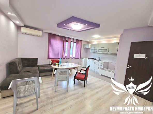 Тристаен апартамент в Пловдив, Център - 70 кв.м за 1672 €/кв.м - Снимка #1