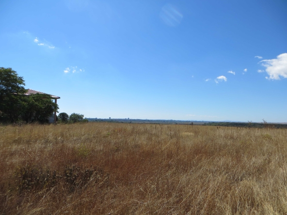 Парцел в с. Кошарица, Област Бургас - 2050 кв.м за 35 €/кв.м - Снимка #1