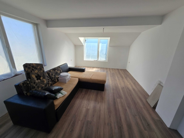 Двустаен апартамент в Велико Търново, Център - 61 кв.м за 1886 €/кв.м - Снимка #1