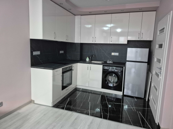 Дава се под наем Двустаен апартамент в София, Студентски град - 60 кв.м за 612 € - Снимка #1