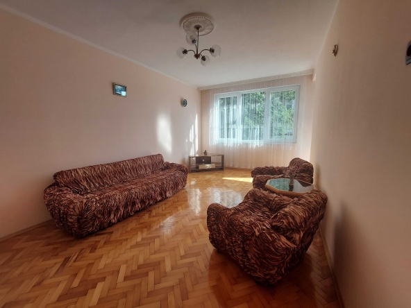 Дава се под наем Етаж от къща в с. Мировяне, Област София-град - 85 кв.м за 561 € - Снимка #1