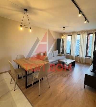 Дава се под наем Двустаен апартамент в Варна, Победа - 70 кв.м за 612 € - Снимка #1