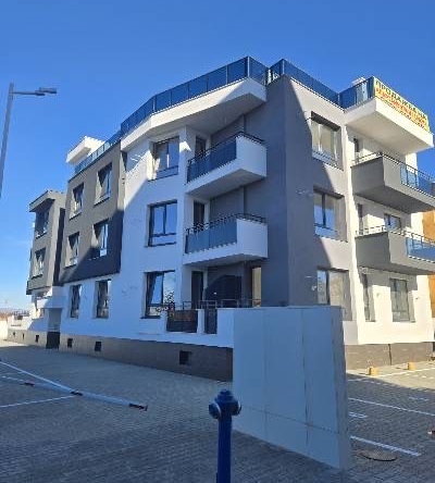 Двустаен апартамент в Пазарджик, Устрем - 76 кв.м за 903 €/кв.м - Снимка #1